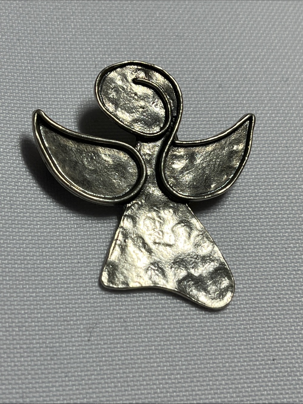 Sterling silver, angel, pendant or brooch
Watch over me
Stamped